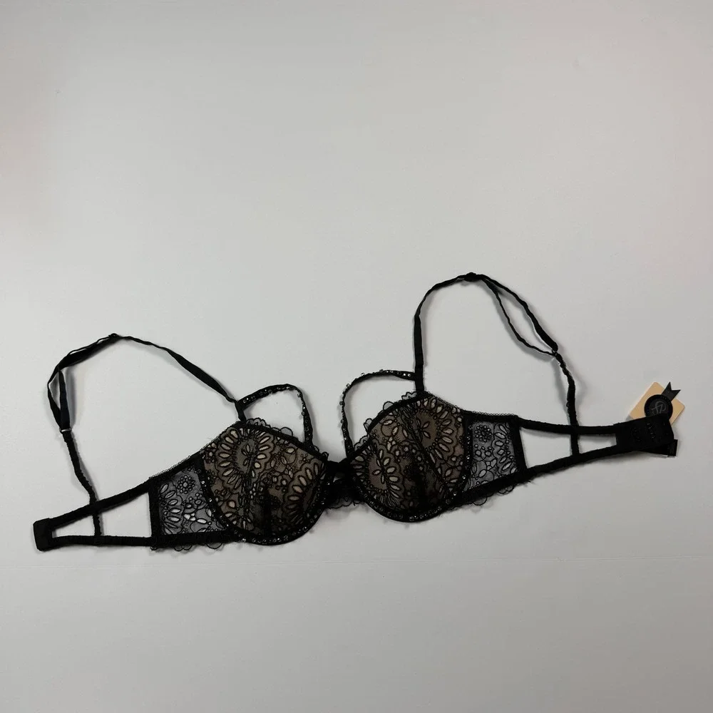 Victoria's Secret Gothic Glam Womens Rhinestone Studded Lace Cage Bra Black